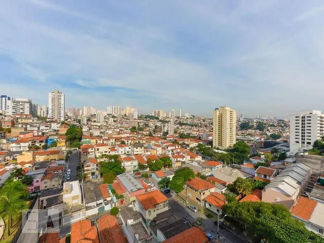 Imagem 2: Este espaçoso apartamento de 114 metros quadrados oferece o equilíbrio perfeito entre