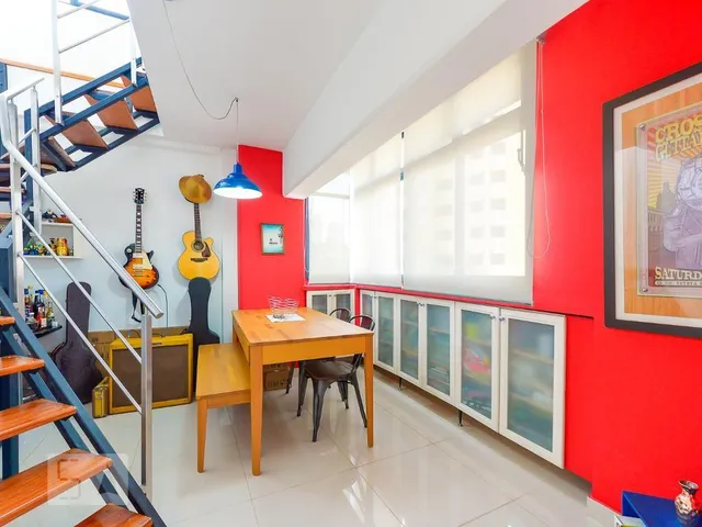 Imagem 8: Este espaçoso apartamento de 114 metros quadrados oferece o equilíbrio perfeito entre