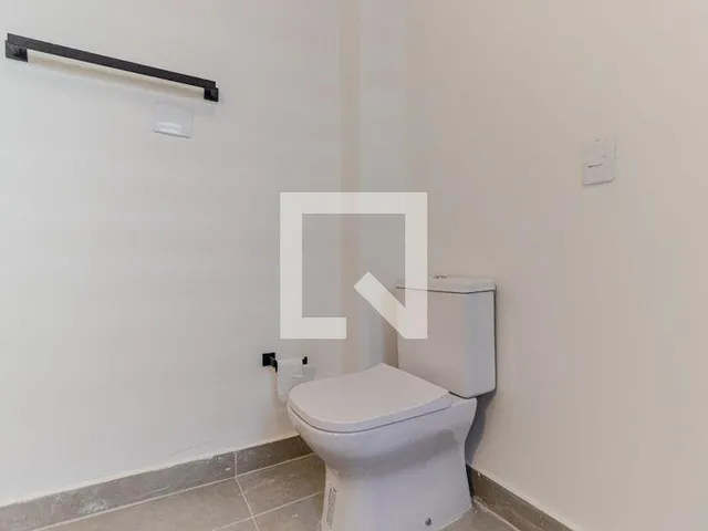 Imagem 13: Este espaçoso apartamento de 138 metros quadrados oferece uma excelente oportunidade