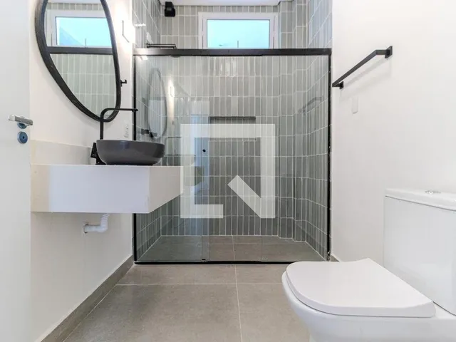Imagem 8: Este espaçoso apartamento de 138 metros quadrados oferece uma excelente oportunidade