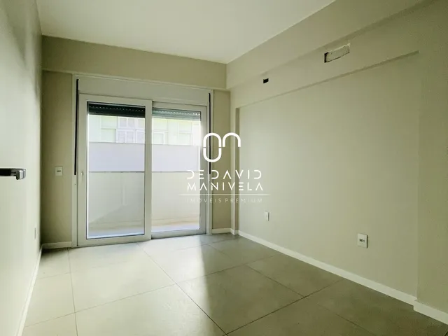 Imagem 12: Apartamento 03 dormitórios com suíte, sacada e churrasqueira no bairro Fátima