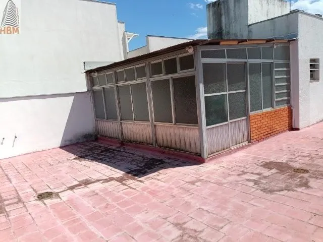 Imagem 14: COBERTURA 180 M² com 3 dormitórios amplos, ambos com suite, living 3 ambientes, cozinha