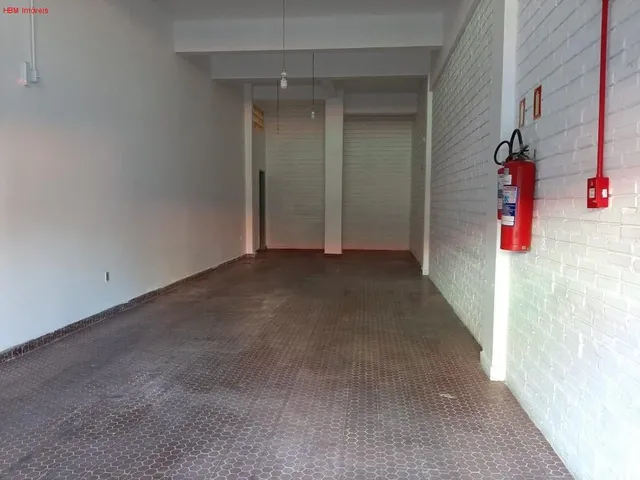 Imagem 6: Loja Comercial em Ótima Localização. Amplo Espaço com Pé Direito Alto. Agende Visita
