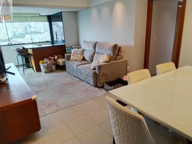 Imagem 15: Apartamento 2 dorm, suíte, 2 banheiros, living amplo, sacada fechada com churrasqueira