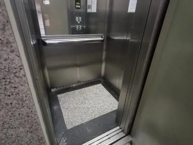Imagem 8: APARTAMENTO BEM LOCALZIZADO, COM 2 DORMITORIOS, SALA COZINHA, BANHEIRO SOCIAL E AREA DE