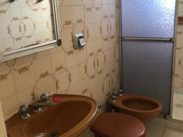 Imagem 13: Apartamento padrão com 2 dormitórios, sala, cozinha, banheiro social, área de