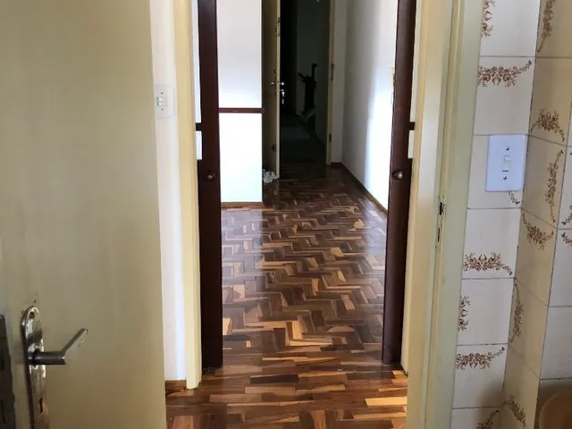 Imagem 11: Apartamento padrão com 2 dormitórios, sala, cozinha, banheiro social, área de