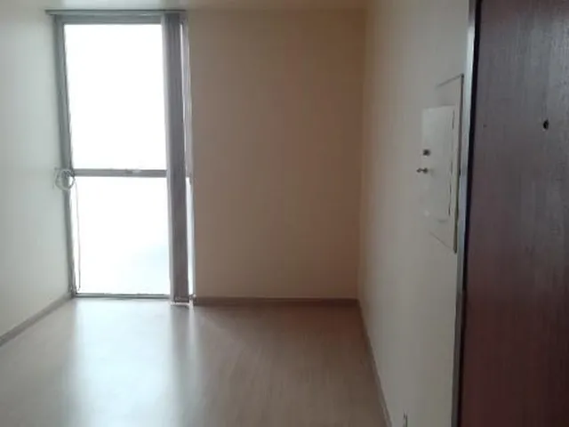Imagem 8: Imóvel em bairro silencioso e tranqüilo com acesso à restaurante na esquina da Av