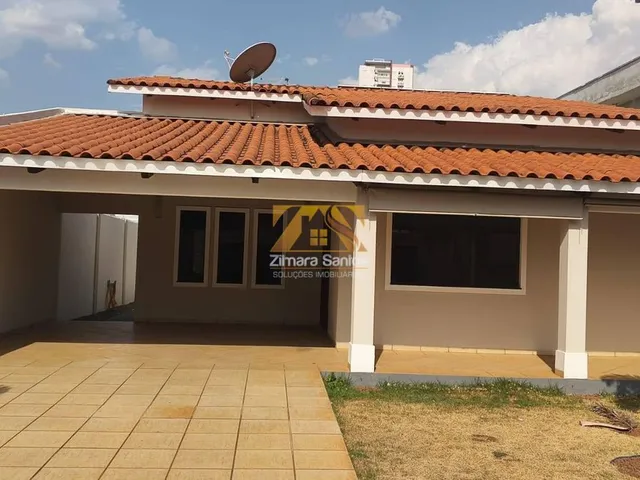 Imagem: Casa com 4/4 para Locação, QUADRA ARS0