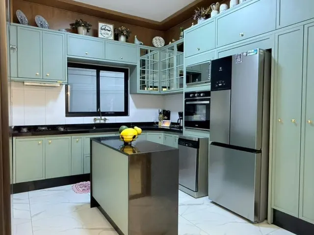 Imagem 3: Sobrado Mobiliada no Condomínio Belvedere à venda por R$ 2.800.000,00