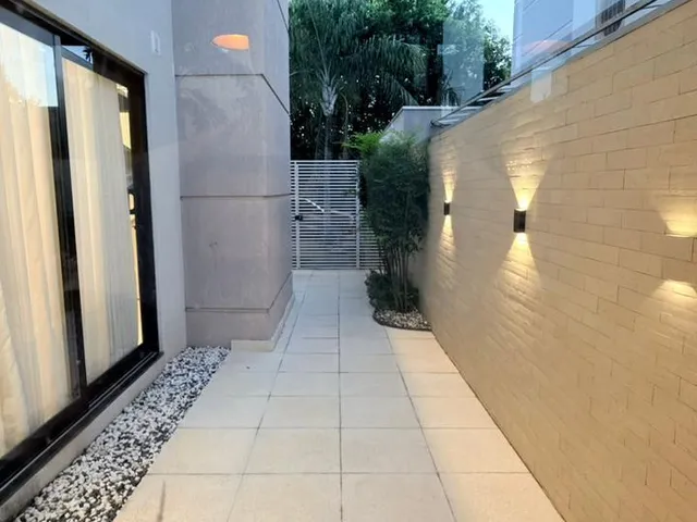 Imagem 9: Sobrado Mobiliada no Condomínio Belvedere à venda por R$ 2.800.000,00