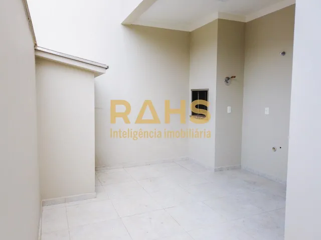 Imagem 2: Sobrado Geminado no Bairro Bom Retiro em Joinville - RAHS Imobiliária