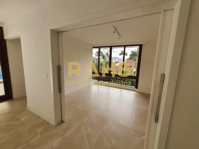 Imagem 16: Casa Alto Padrão no América - Joinville/SC