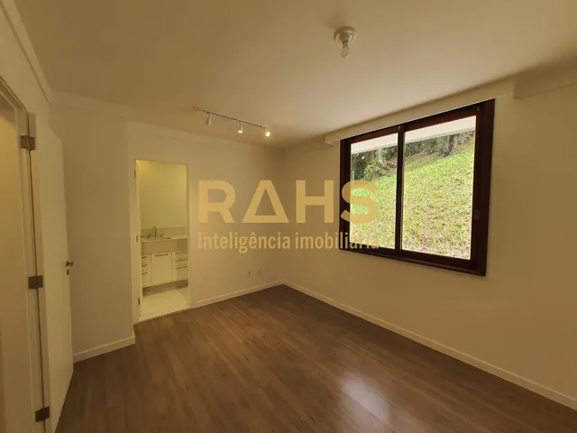 Imagem 13: Casa Alto Padrão no América - Joinville/SC