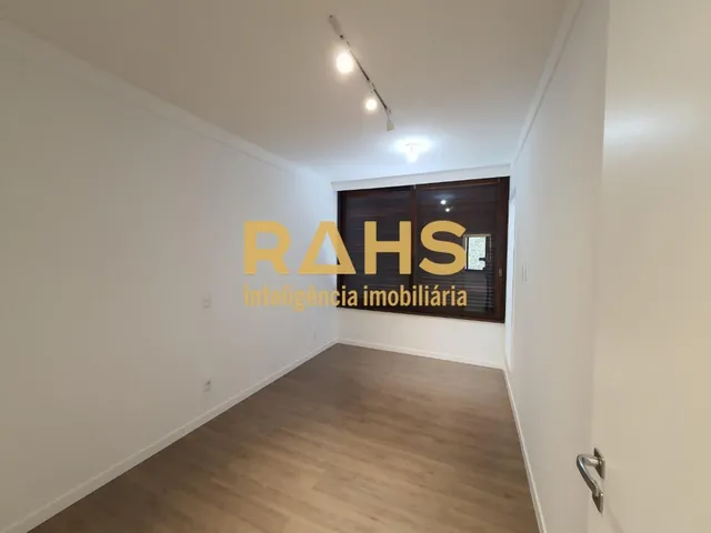 Imagem 10: Casa Alto Padrão no América - Joinville/SC