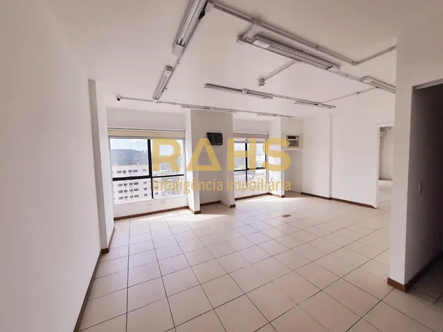 Imagem: Sala Comercial Conjugada de 74M² no Edifício