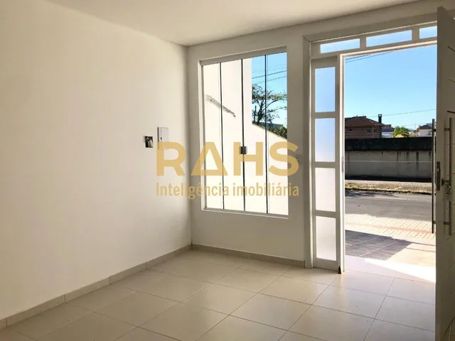 Imagem 9: Sobrado geminado em Pirabeiraba, próximo ao Restaurante Gute Küche, 2 quartos sendo 1