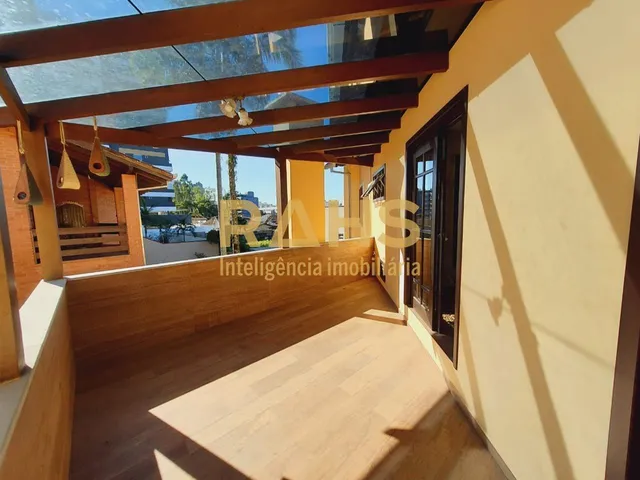Imagem 4: Maravilhoso sobrado com 420m² privativos no Anita Garibaldi - RAHS Imobiliária