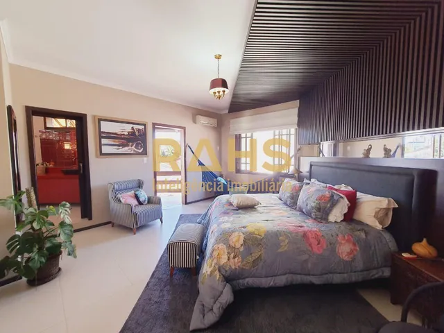 Imagem 10: Maravilhoso sobrado com 420m² privativos no Anita Garibaldi - RAHS Imobiliária