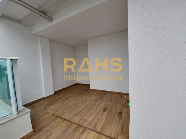 Imagem 2: Cobertura duplex na Praia Brava com vista Mar, 4 suítes e 5 vagas