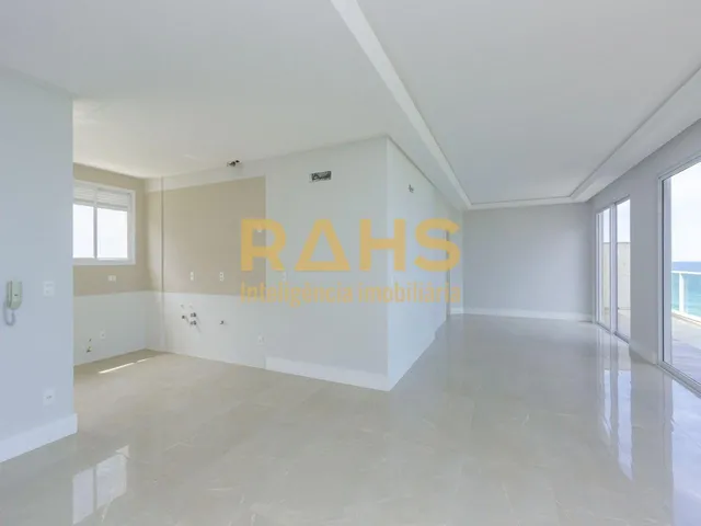 Imagem 3: Apartamento À Venda com 190m² vista mar em Bombinhas