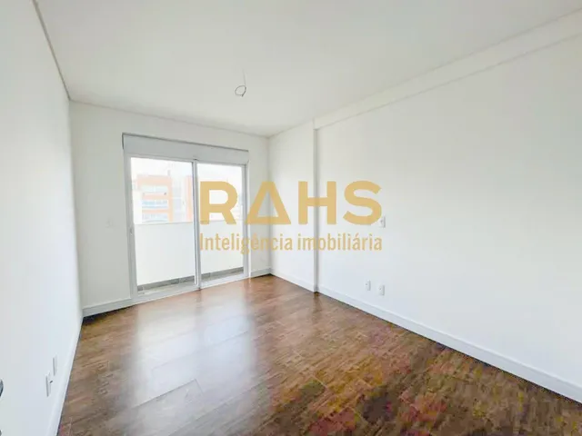 Imagem 6: Apartamento Novo com 1 suíte e 2 Quartos, living integrado, varanda Gourmet e 2 vagas de