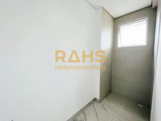 Imagem 3: Apartamento Novo com 1 suíte e 2 Quartos, living integrado, varanda Gourmet e 2 vagas de