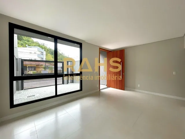 Imagem 15: Sobrado geminado localizado no bairro Jardim Sofia, próximo ao Shopping Garten, 3