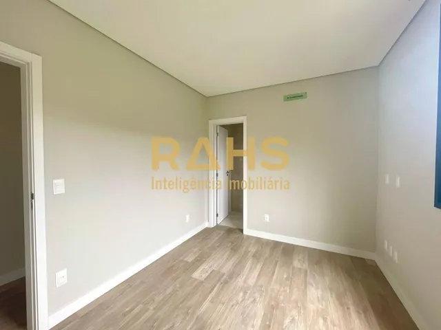 Imagem 14: Sobrado geminado localizado no bairro Jardim Sofia, próximo ao Shopping Garten, 3