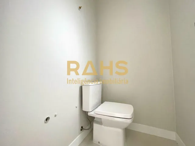Imagem 7: Sobrado geminado localizado no bairro Jardim Sofia, próximo ao Shopping Garten, 3