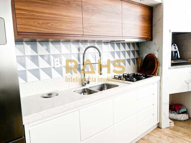 Imagem 10: Sobrado comercial e residencial para Investimento no Bairro Iririu