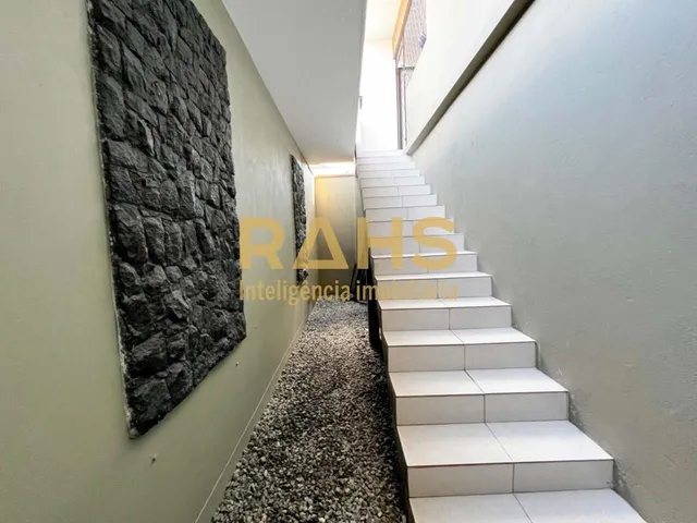 Imagem 4: Sobrado comercial e residencial para Investimento no Bairro Iririu