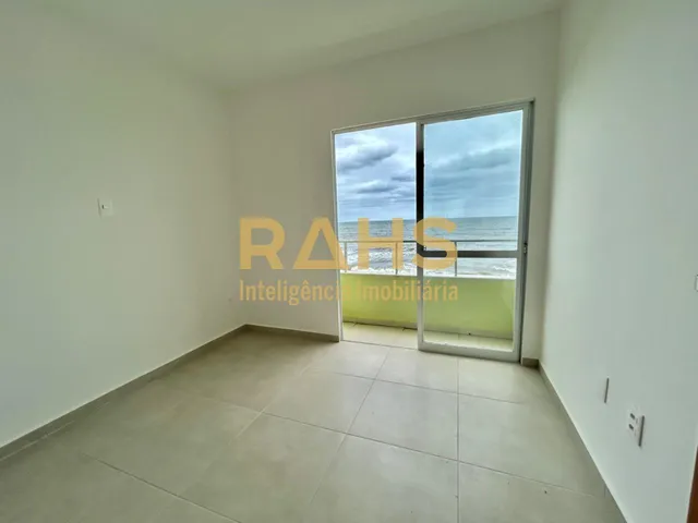 Imagem 5: Triplex em condomínio fechado com 4 Suites frente mar em Itajuba
