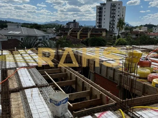 Imagem 16: Sobrado Alto padrão no bairro Costa e Silva