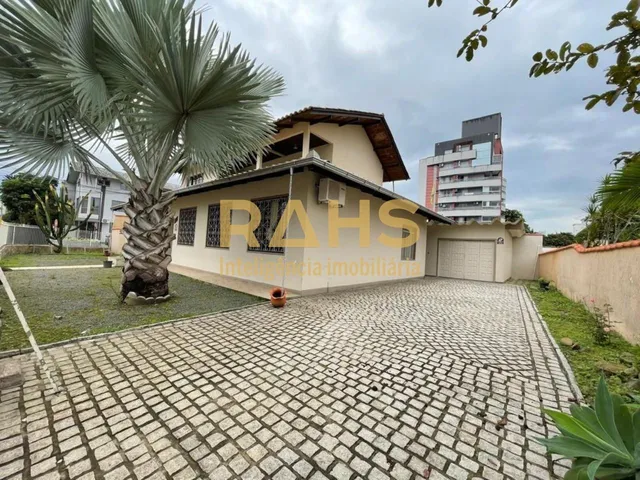 Imagem: Sobrado com 3 dormitórios no bairro Anita