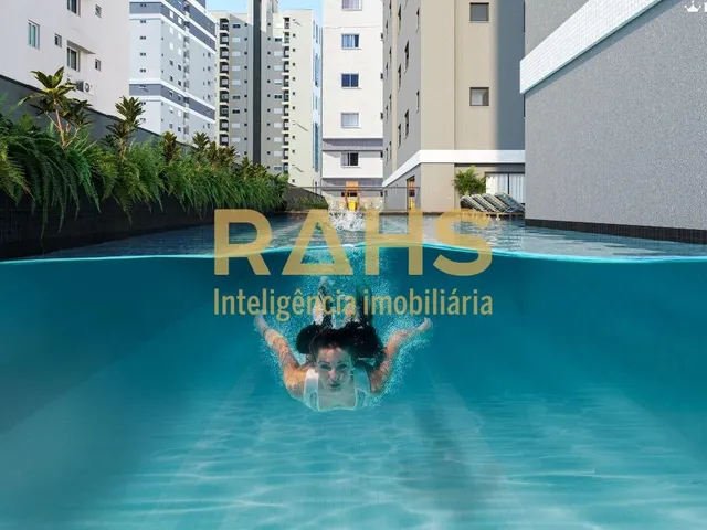 Imagem 9: Apartamento de Alto Padrão Meia Praia