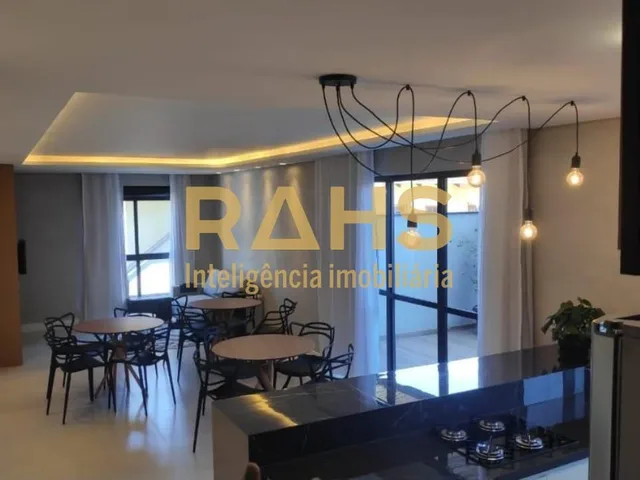 Imagem 4: Linda cobertura com 170m² com 3 quartos sendo uma suite, 2 vagas de garagem no bairro