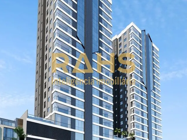 Imagem 2: Apartamento de Alto Padrão Meia Praia