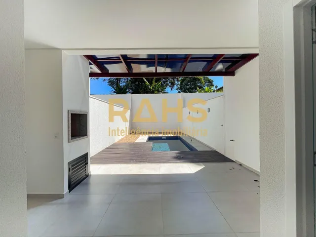 Imagem 9: Casa Geminada com Piscina À Venda no Bairro Atiradores em Joinville/Sc