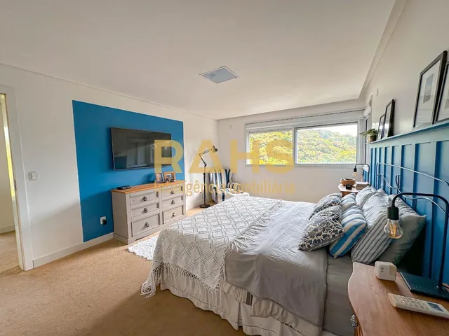 Imagem 8: Exuberante Casa Alto Padrão no bairro São Marcos - Joinville/SC