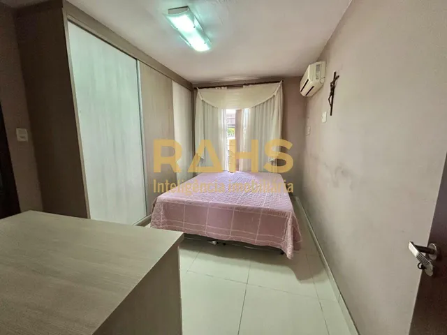 Imagem 14: Casa com 3 quartos sendo 1 suíte, 3 vagas de garagem, área de churrasqueira e amplo