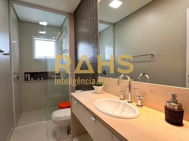Imagem 6: Impecável apartamento com 264.11m² à venda no bairro Atiradores - Joinville/SC