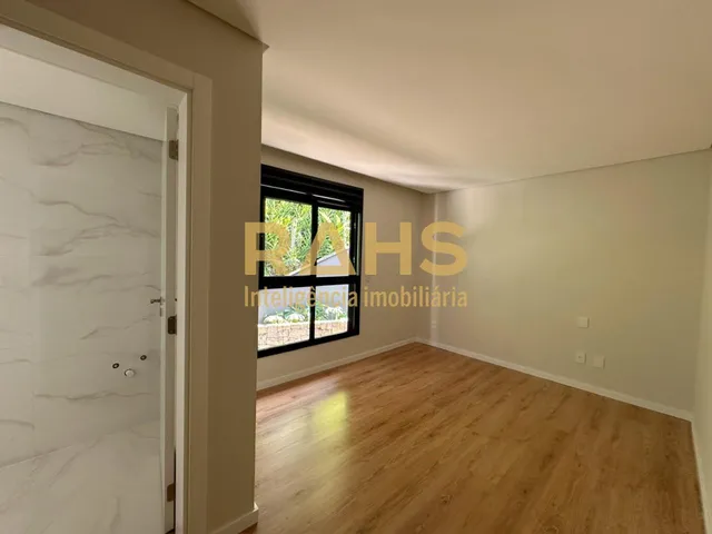 Imagem 15: Casa a venda com 3 suítes no Bairro américa em Joinville