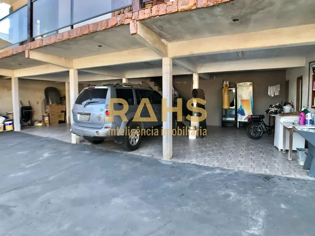 Imagem 13: Lindo sobrado semi-mobiliada e climatizada com 2 suítes, 3 vagas de garagem e completa