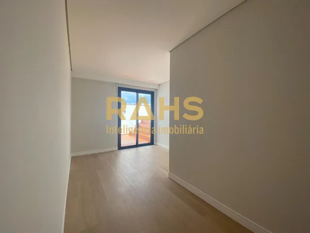 Imagem 11: Apartamento À Venda no Bairro Santo Antônio em Joinville/Sc