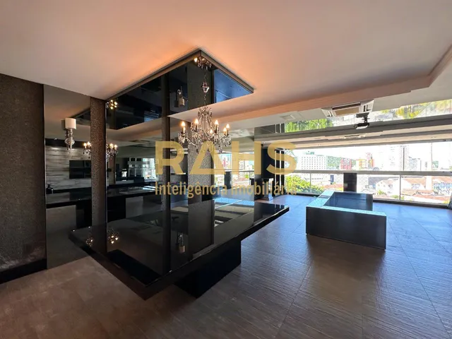 Imagem 8: Apartamento amplo com 4 suítes sendo 1 Master com closet e banheira na região mais