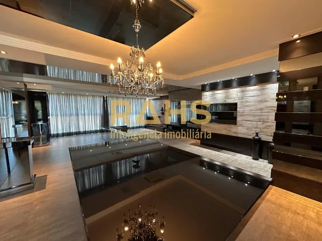 Imagem 11: Apartamento amplo com 4 suítes sendo 1 Master com closet e banheira na região mais
