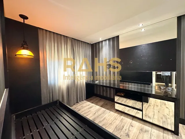 Imagem 15: Apartamento amplo com 4 suítes sendo 1 Master com closet e banheira na região mais