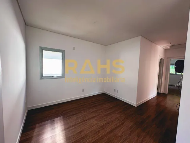 Imagem 12: Sobrado Alto Padrão no Bairro GLÓRIA com 4 quartos com 271 m²
