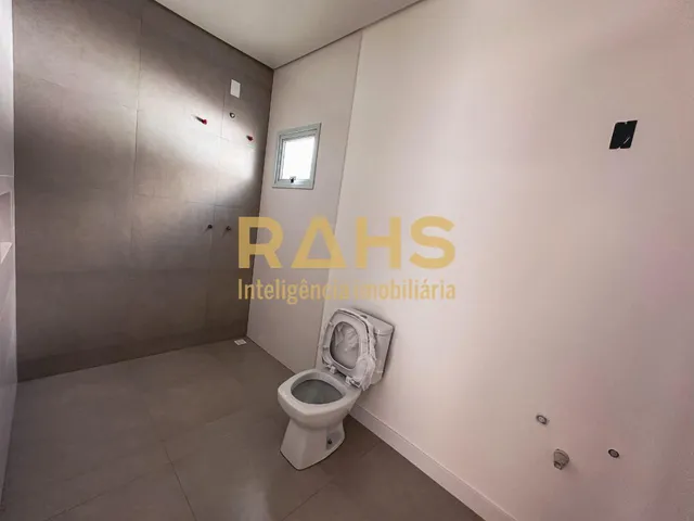 Imagem 6: Sobrado Alto Padrão no Bairro GLÓRIA com 4 quartos com 271 m²
